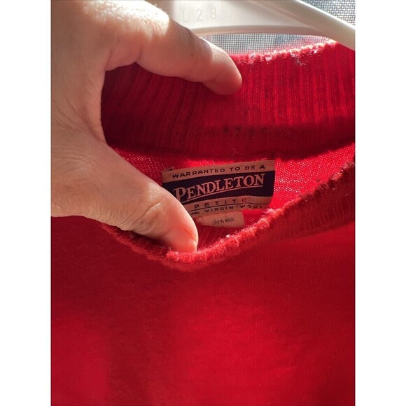 Pendleton Women Size small Crewneck Pullover Sweater 100% Virgin Wool - Picture 5 of 7